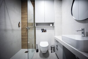 Double Room | Bathroom