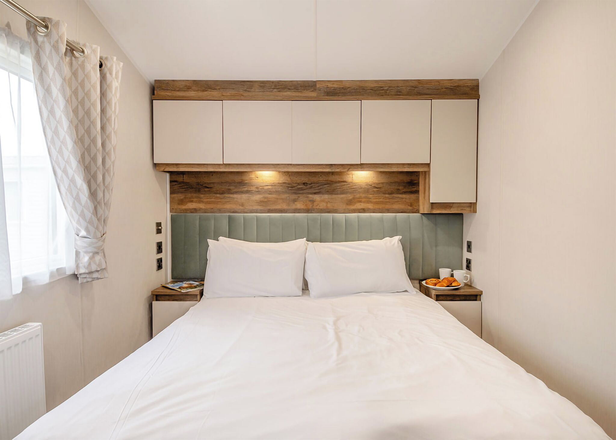 2 bedrooms