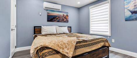 2 bedrooms, WiFi, bed sheets