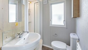 Bathroom - Bronze Caravan with parking (Kidwelly, Carmarthenshire)