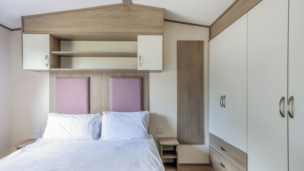2 bedrooms - Gold Caravan with parking 6 (Kidwelly, Carmarthenshire)