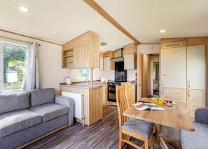Interior - Provides a comfortable amount of living space. (Burgh Castle, Great Yarmouth)