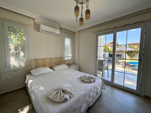 4 bedrooms, iron/ironing board, WiFi, bed sheets - Villa Jasmin 4BR villa in tranquil Dalyan by Rental Finders Dalyan (dalyan)