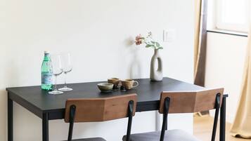Basic Apartment | Iron/ironing board, free WiFi