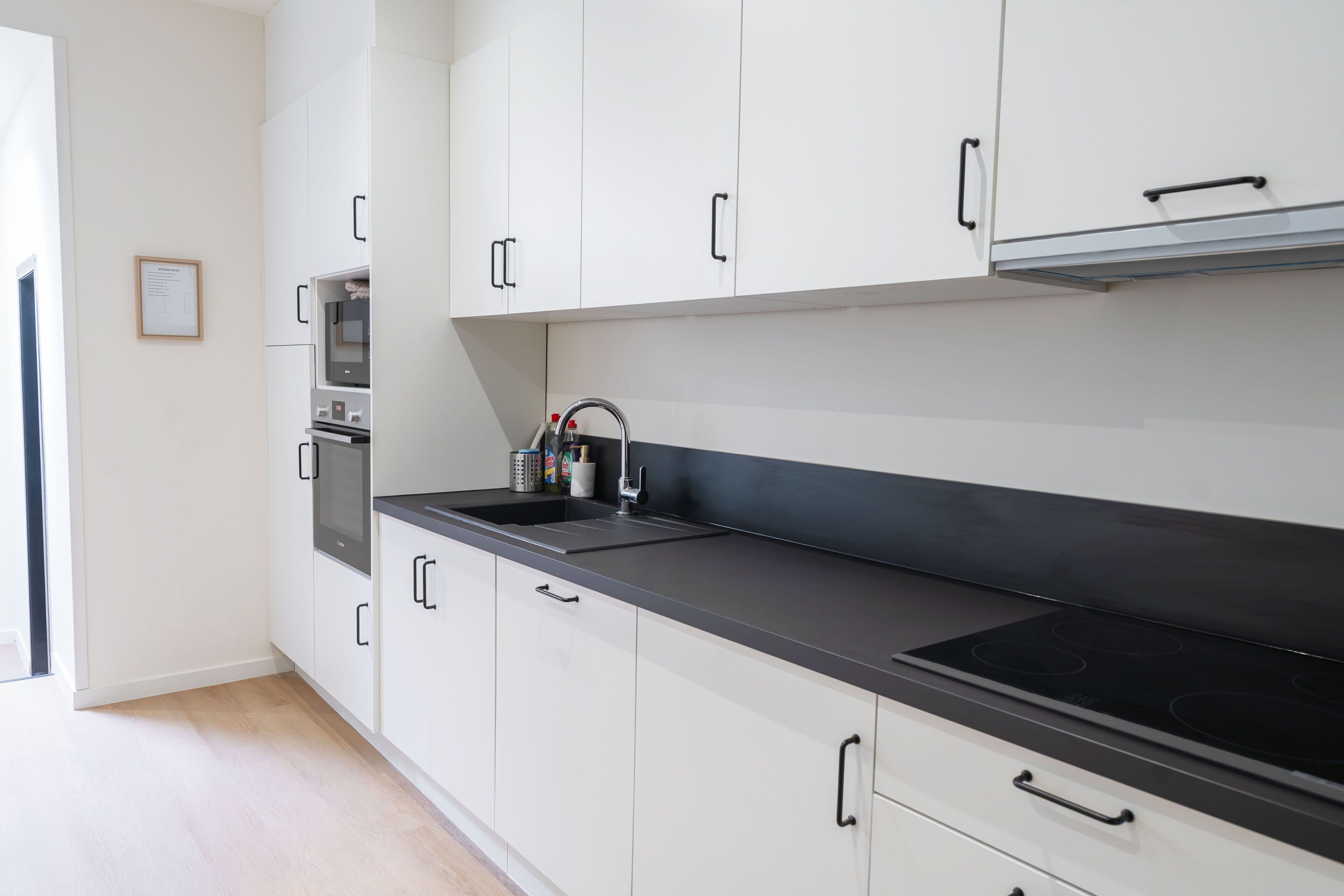 Basic Apartment | Private kitchen