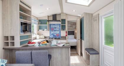 Bronze Premium Caravan with parking 2 P
