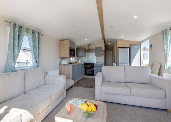 Unclassified image, 1 of 6, button - Gold Caravan with parking (Nairn, Moray Firth, Inverness)