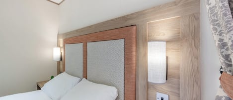 2 bedrooms