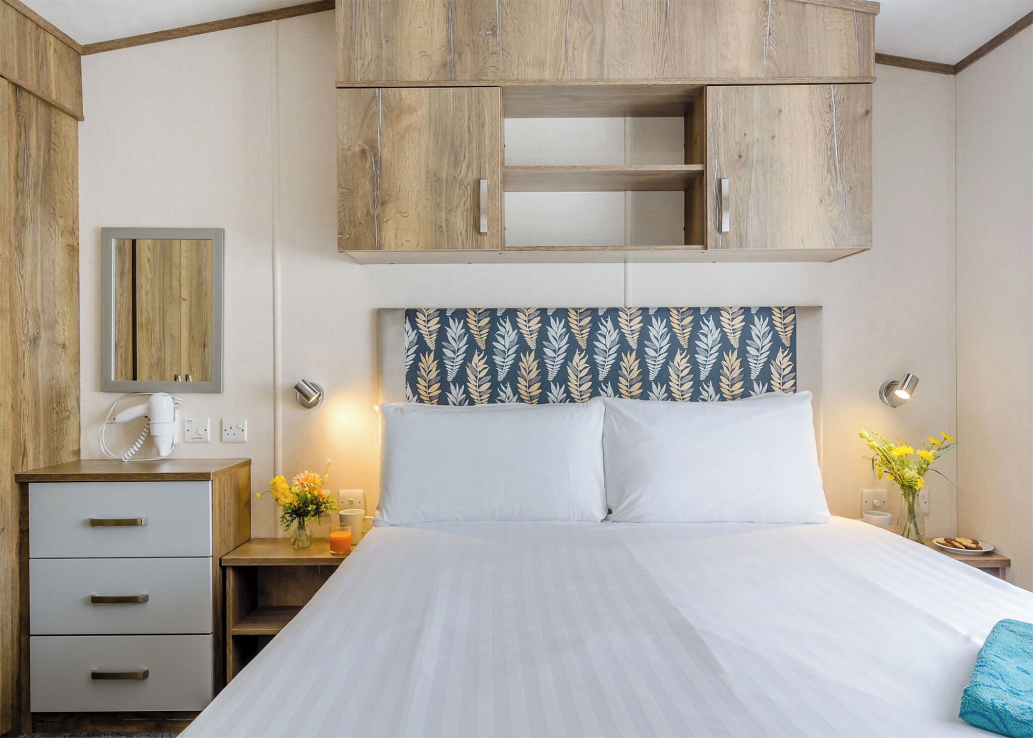 2 bedrooms