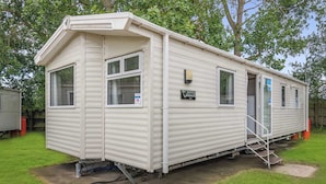 Exterior - Silver Caravan with parking & decking P (Nairn, Moray Firth, Inverness)