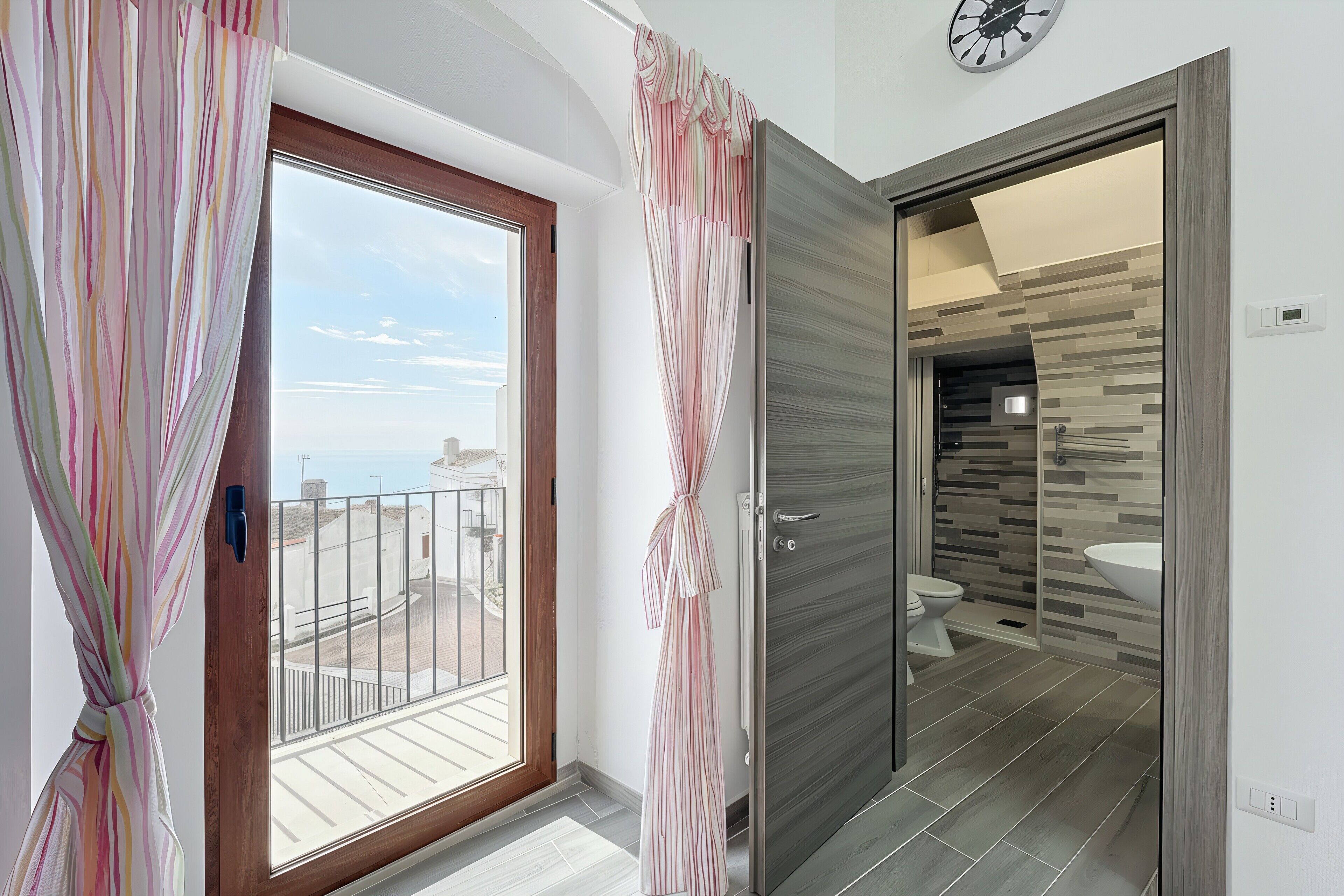 Douche, serviettes fournies