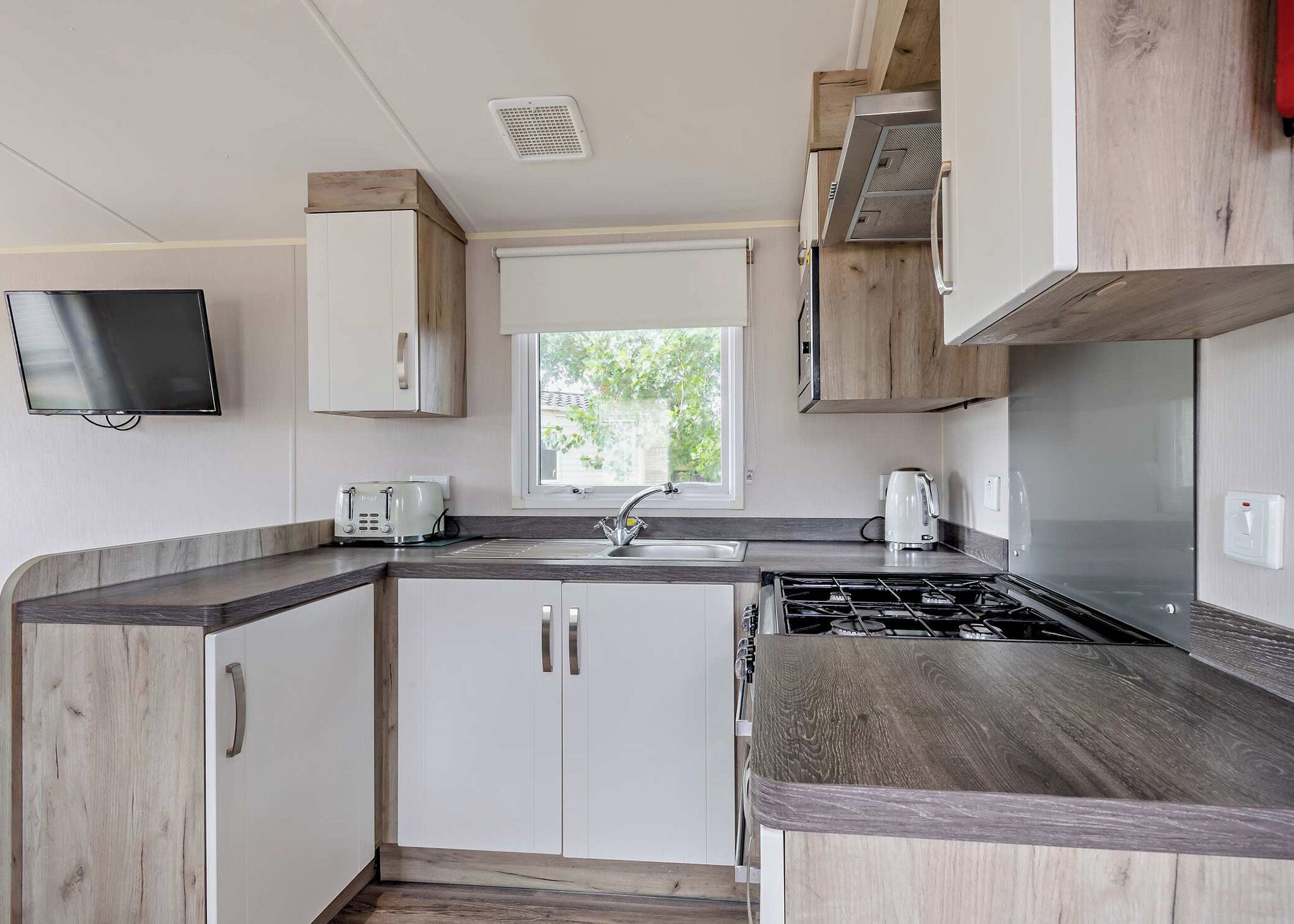 Fridge, oven, stovetop, toaster