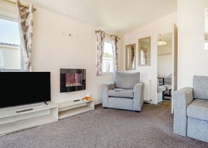 TV - Gold 2 Bedroom Caravan, Sleeps 4 (Walton-on-the-Naze)