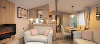 Gold Premium Caravan with parking & decking