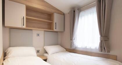 Gold Premium Caravan with parking & decking