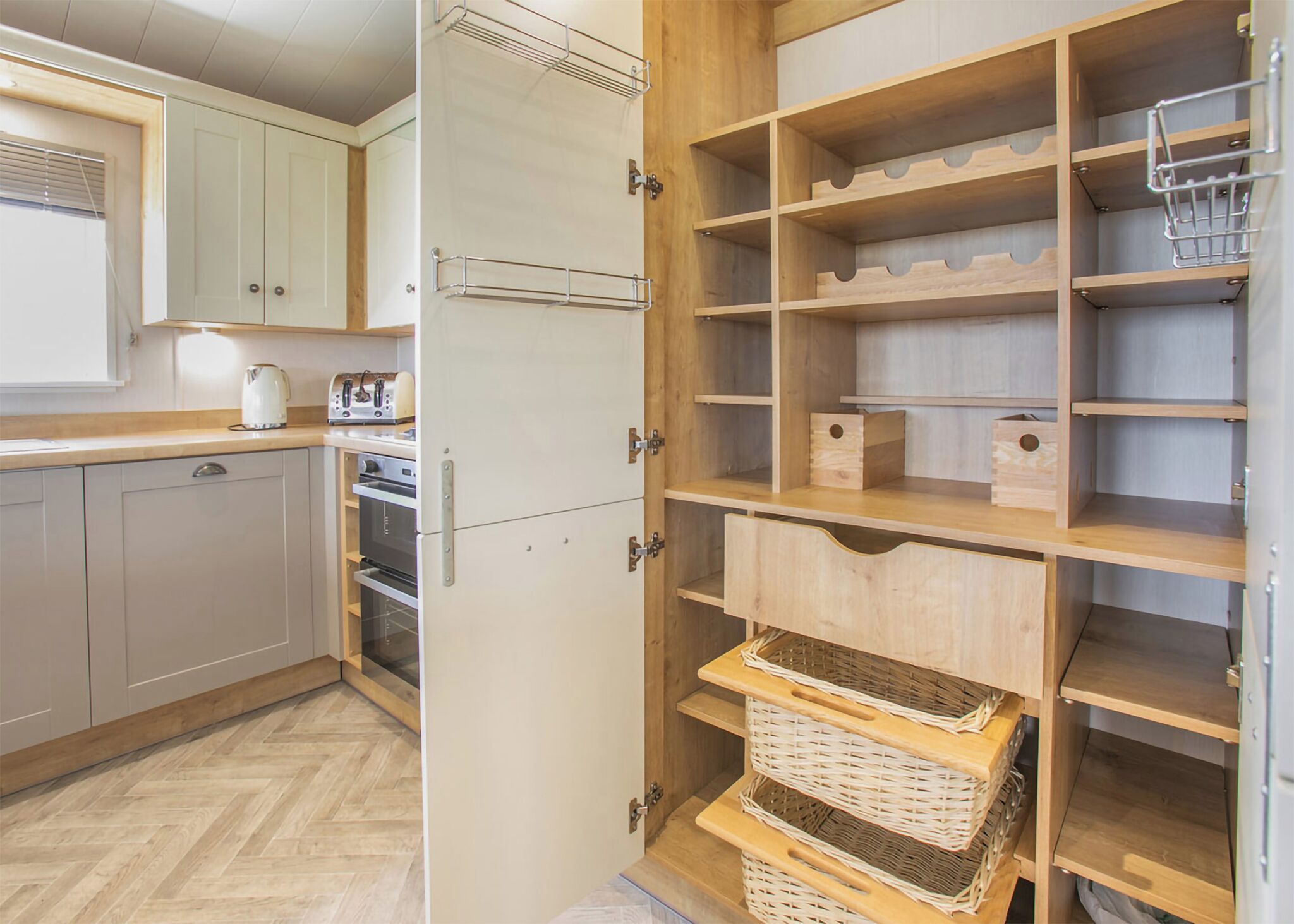 Fridge, oven, stovetop, toaster