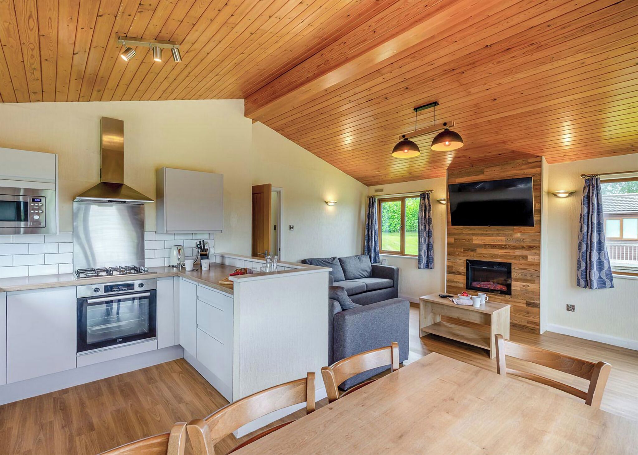 Fridge, oven, stovetop, toaster