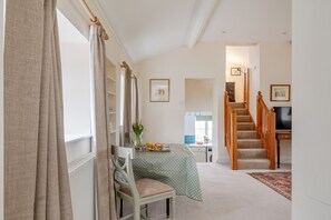 Dining - Blackmoor View Cottage - sleeps 2 guests  in 1 bedroom (Knighton)