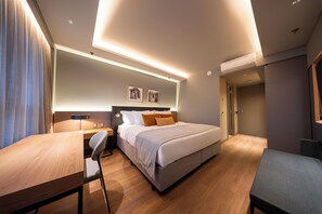 In-room safe, laptop workspace, soundproofing, free WiFi - Laghetto Stilo Aeroporto (Porto Alegre)