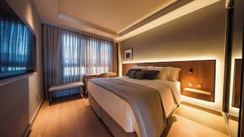 Standard Double Room, 1 Queen Bed, Mobility Accessible, City View | In-room safe, soundproofing, free WiFi, bed sheets