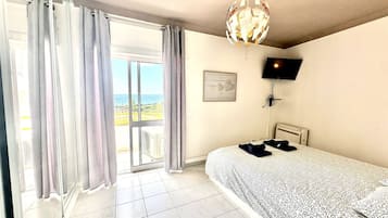 Apartment, 2 Schlafzimmer, barrierefrei, Balkon | 3 Schlafzimmer