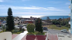 アパートメント 2 ベッドルーム バリアフリー バルコニー | 施設の敷地