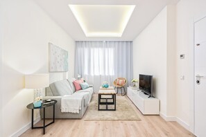 Deluxe Apartment, 1 Bedroom, City View | Living area - Solaga - Centro Alameda (Málaga)