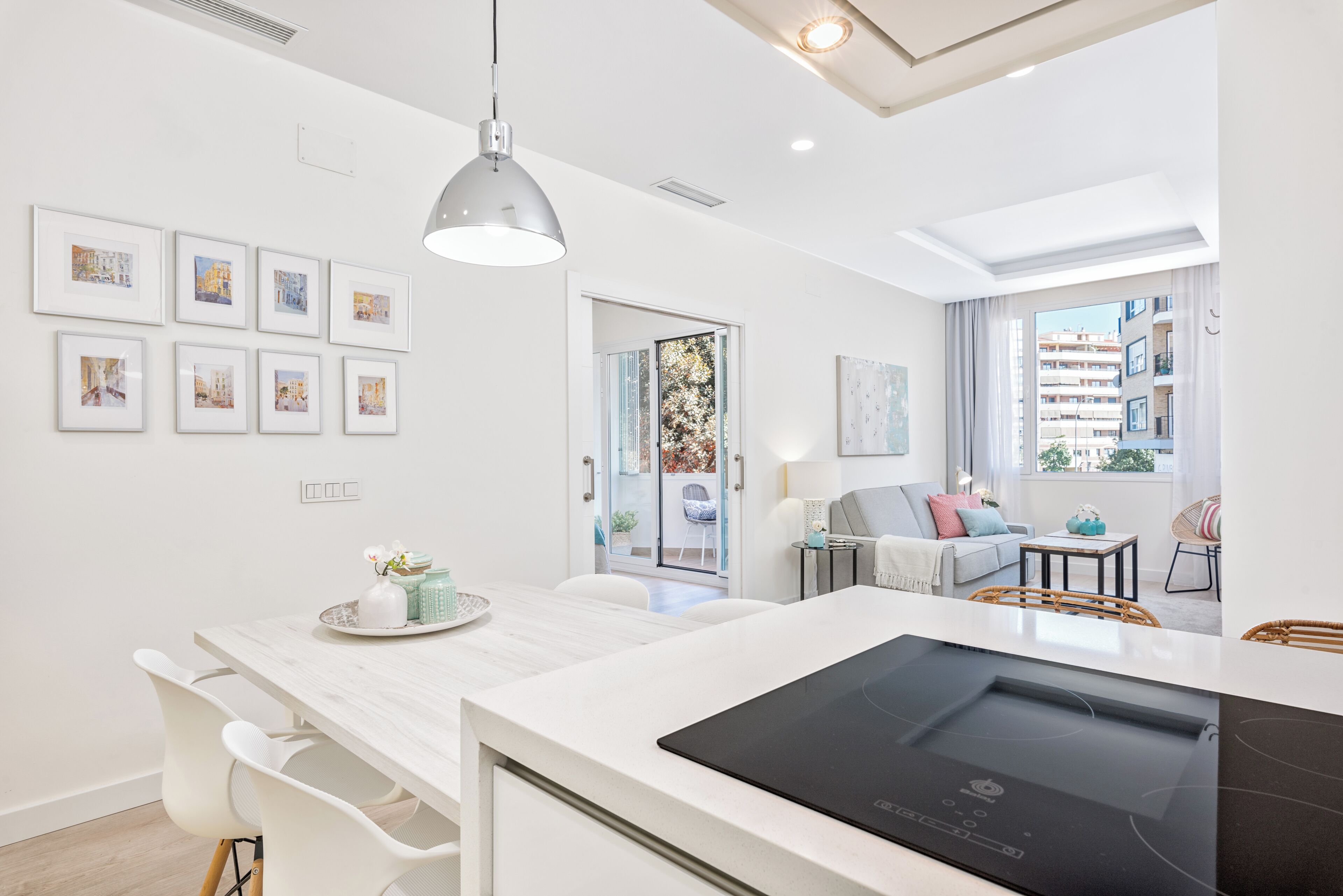 Deluxe Apartment, 1 Bedroom, City View | Interior