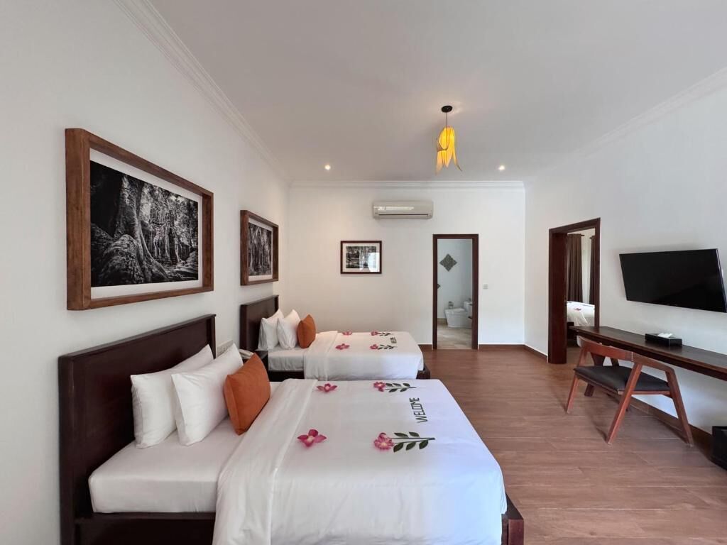 ห้องแฟมิลี่, ระเบียง, วิวสระว่ายน้ำ