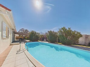 A heated pool - Lovely house with pool for 8 (Les Sables-d´Olonne)