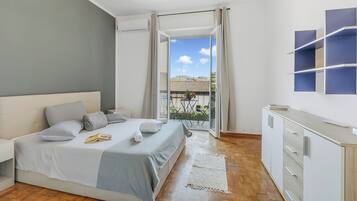 Family House, 4 Bedrooms, Balcony (Villa Talamone With Beautiful Sea) | 4 bedrooms