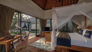 Vila, kolam renang pribadi