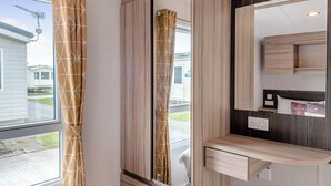 Unclassified image, 2 of 10, button - Bronze 2 Bedroom Caravan, Sleeps 4 (Thorness, Nr Cowes)
