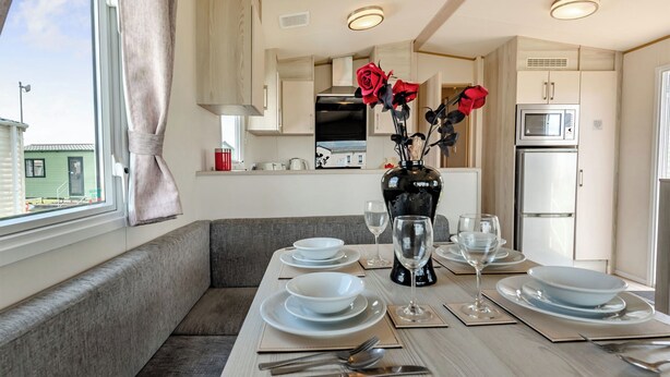 Dining - Gold 3 Caravan slps 8 parking, decking (Thorness, Nr Cowes)