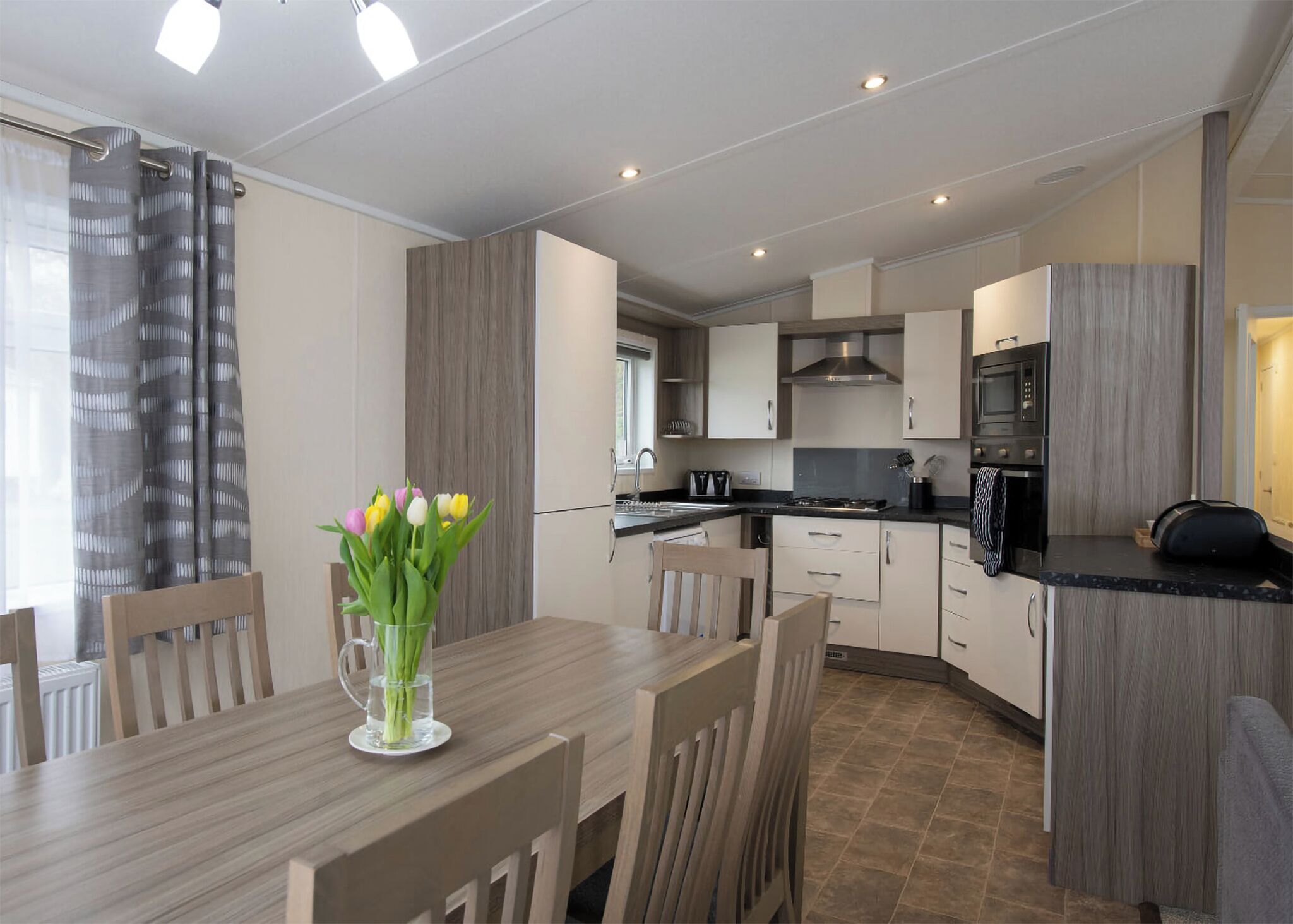 Fridge, oven, stovetop, toaster