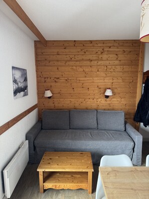 Living area - Apartment for 6 people, balcony with a view of the mountains (Saint-Sorlin-d´Arves)