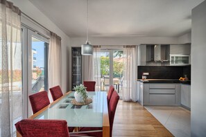 Dining - Villa Onnela - Garden & Pool (Okrug Gornji)