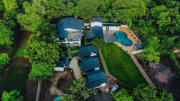 Super Deluxe Room in Villa | Front of property