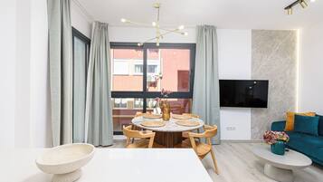 Apartemen Superior, 2 kamar tidur, pemandangan kota | Tempat makan