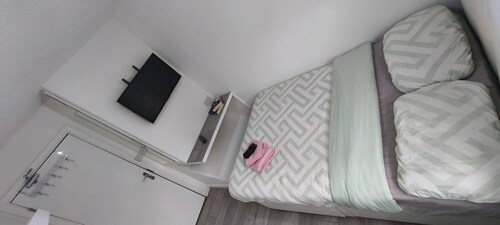 Room-cozy Small Room in City Centre and