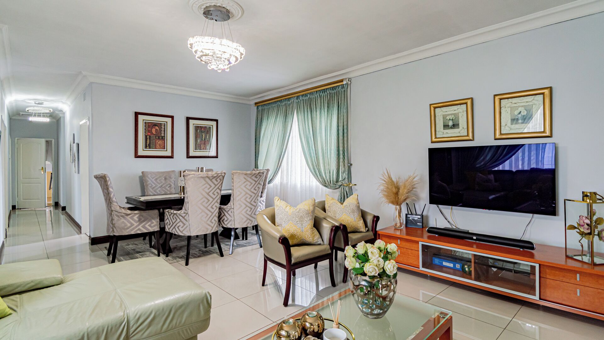 Nhà, 4 phòng ngủ, hút thuốc, lò sưởi | Phòng khách