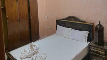 3 bedrooms, iron/ironing board, Internet, bed sheets