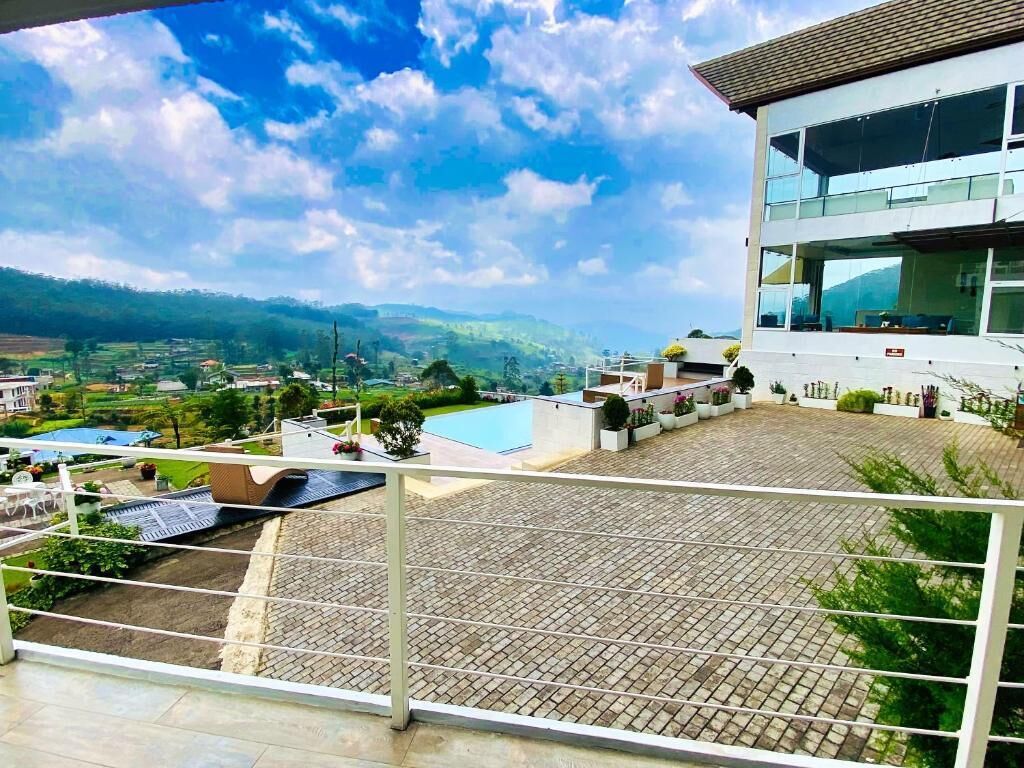 Deluxe Double Room, Balcony, Courtyard View | Property grounds