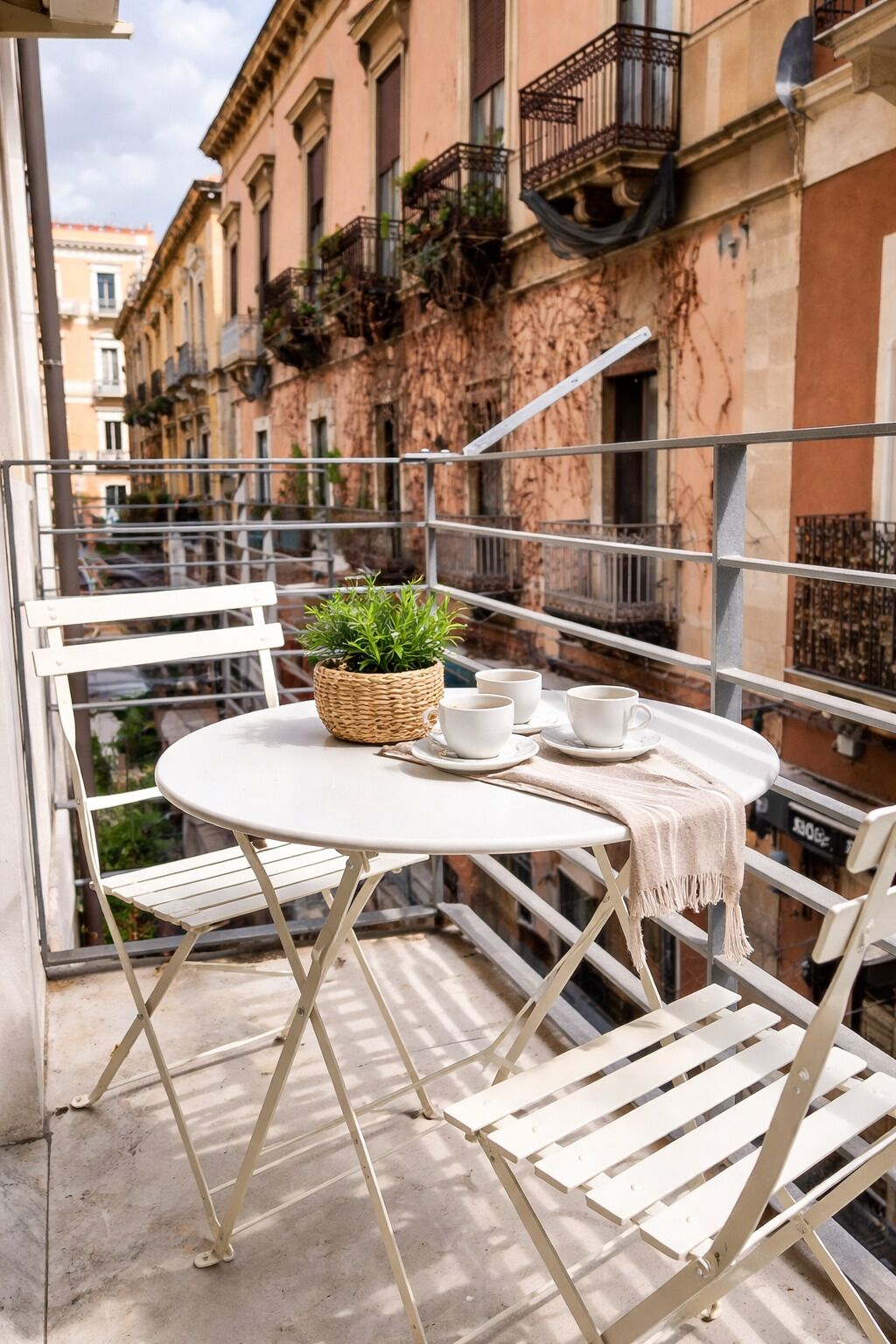 Doppia Superior, balcone, vista cortile (1) | Outdoor dining