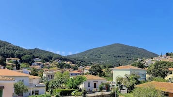 Deluxe dubbelrum eller tvåbäddsrum - balkong - utsikt mot bergen