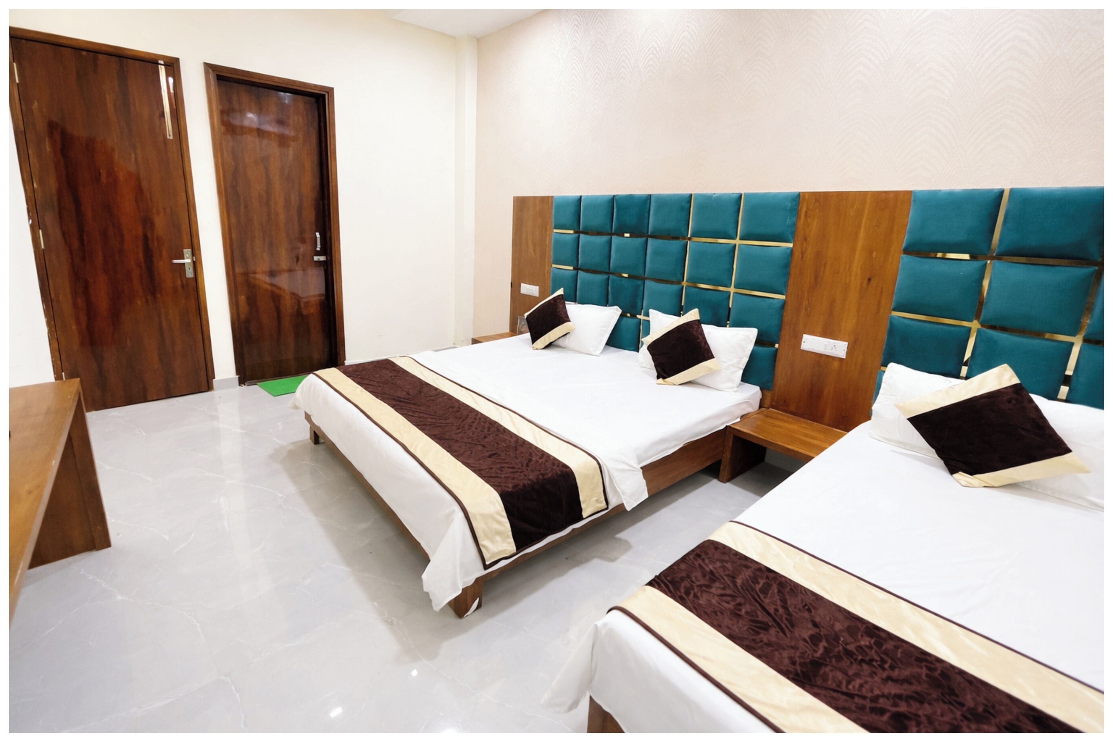 Deluxe Triple Room, Air conditioning