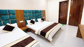 Deluxe Triple Room, Air conditioning