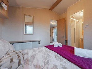 2 bedrooms, individually decorated, individually furnished, free WiFi - Prima - Kelling Heath Holiday Park (Holt)