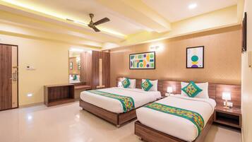 Deluxe Double Room | Iron/ironing board