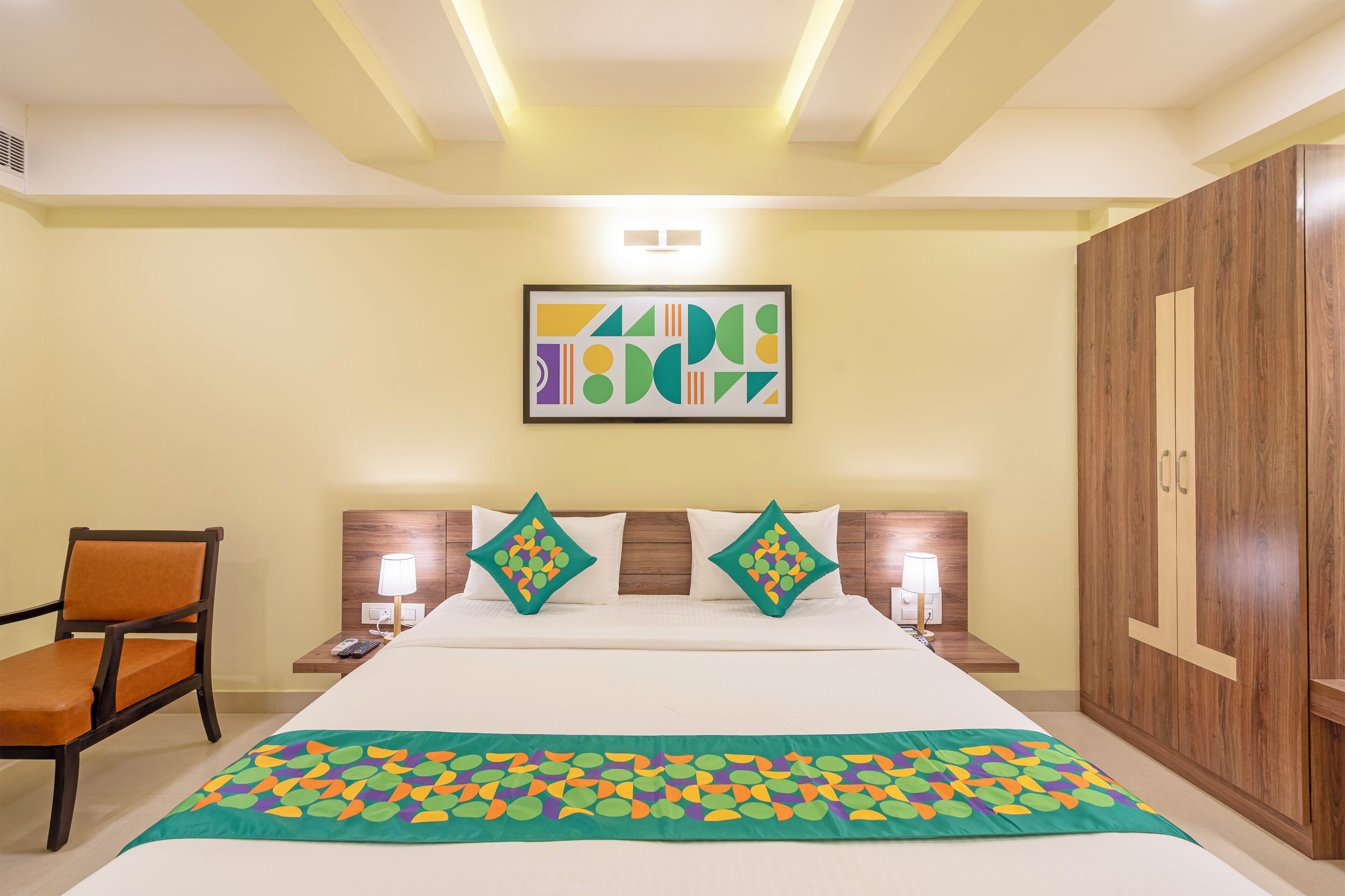 Standard Double Room | Iron/ironing board